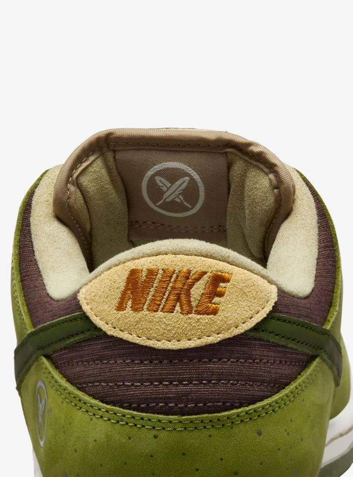 Nike SB Dunk Low Yuto Horigome Asparagus
