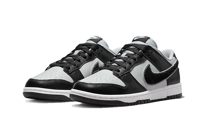 DUNK LOW CHENILLE SWOOSH GREY BLACK