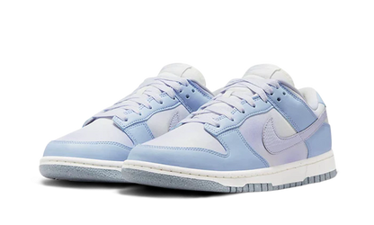 DUNK LOW WHITE BLUE AIRBRUSH