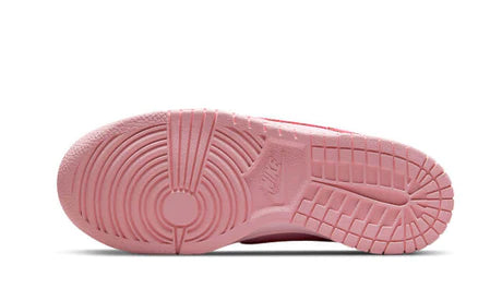 DUNK LOW TRIPLE PINK (BARBIE)