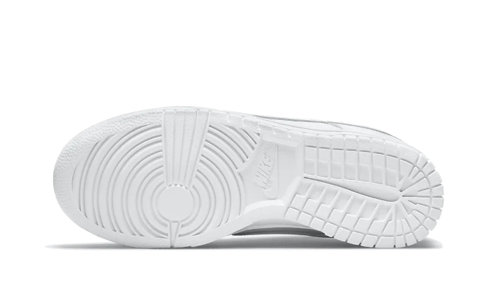 Dunk Low Triple White (2021)